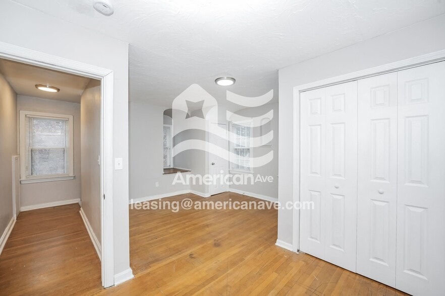Building Photo - 651 Voelker Ave