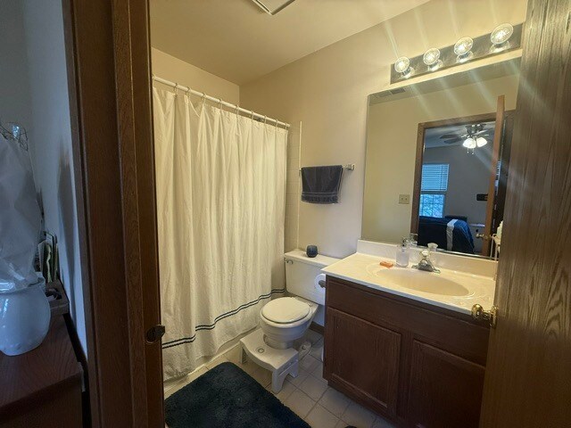 Building Photo - 348 Fallbrook Ct