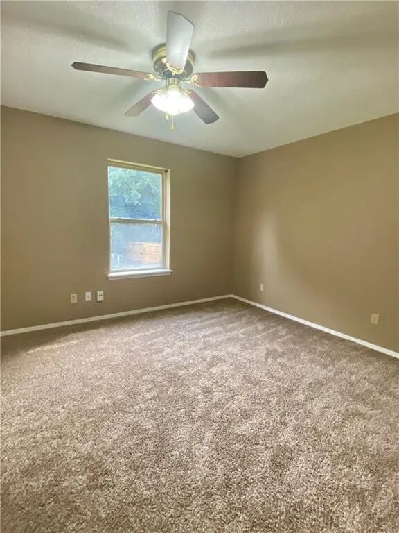 Bedroom 1/3 - 507 Boulder Dr