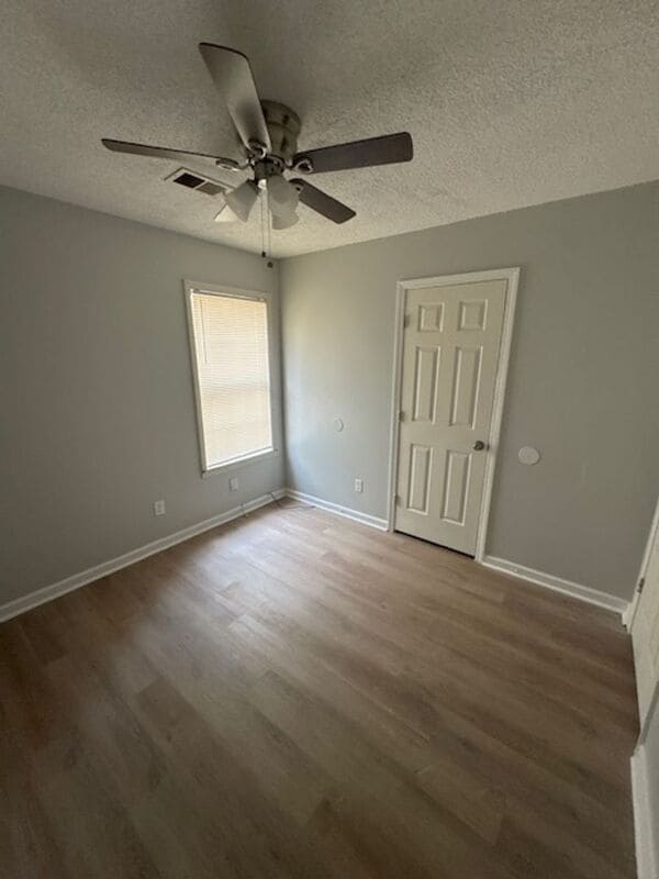 Building Photo - 5832 Ashridge Pl