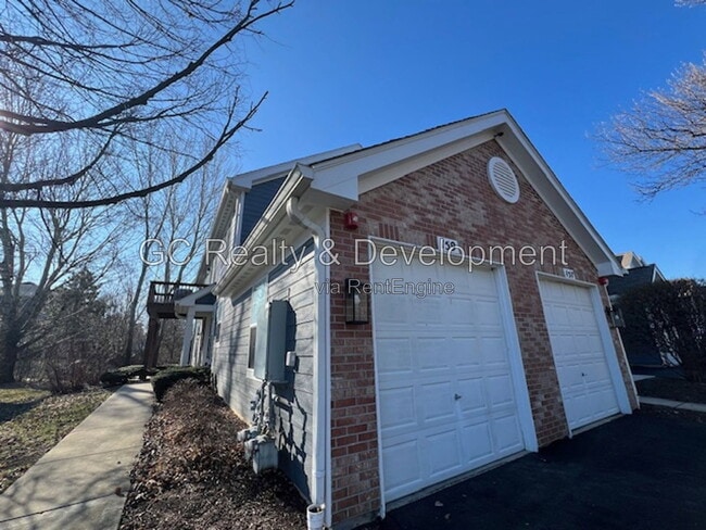 Building Photo - 159 Shorewood Dr