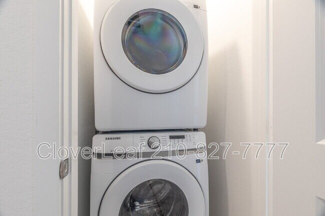 Building Photo - 7649 Barcelo Wy