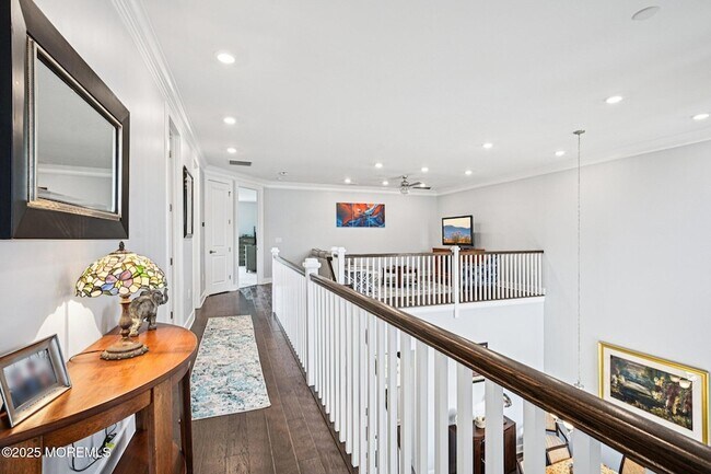 Building Photo - 42 Dogleg Ln