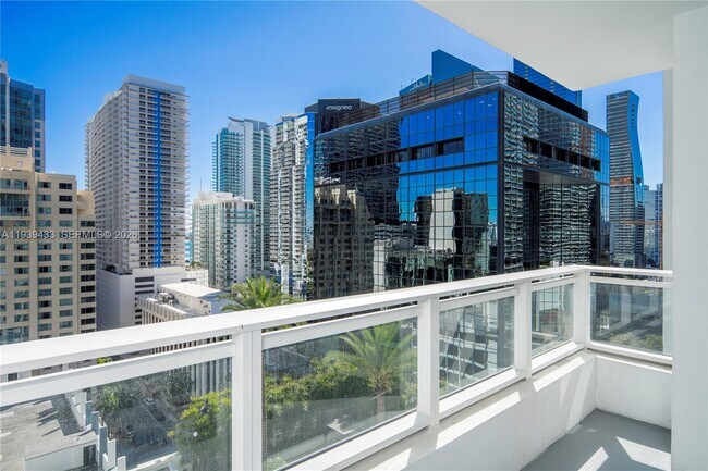 Building Photo - 1080 Brickell Ave