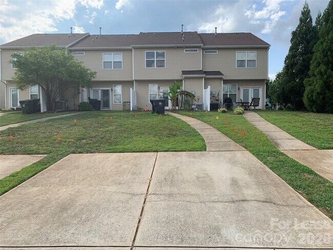 Building Photo - 13450 Delstone Dr