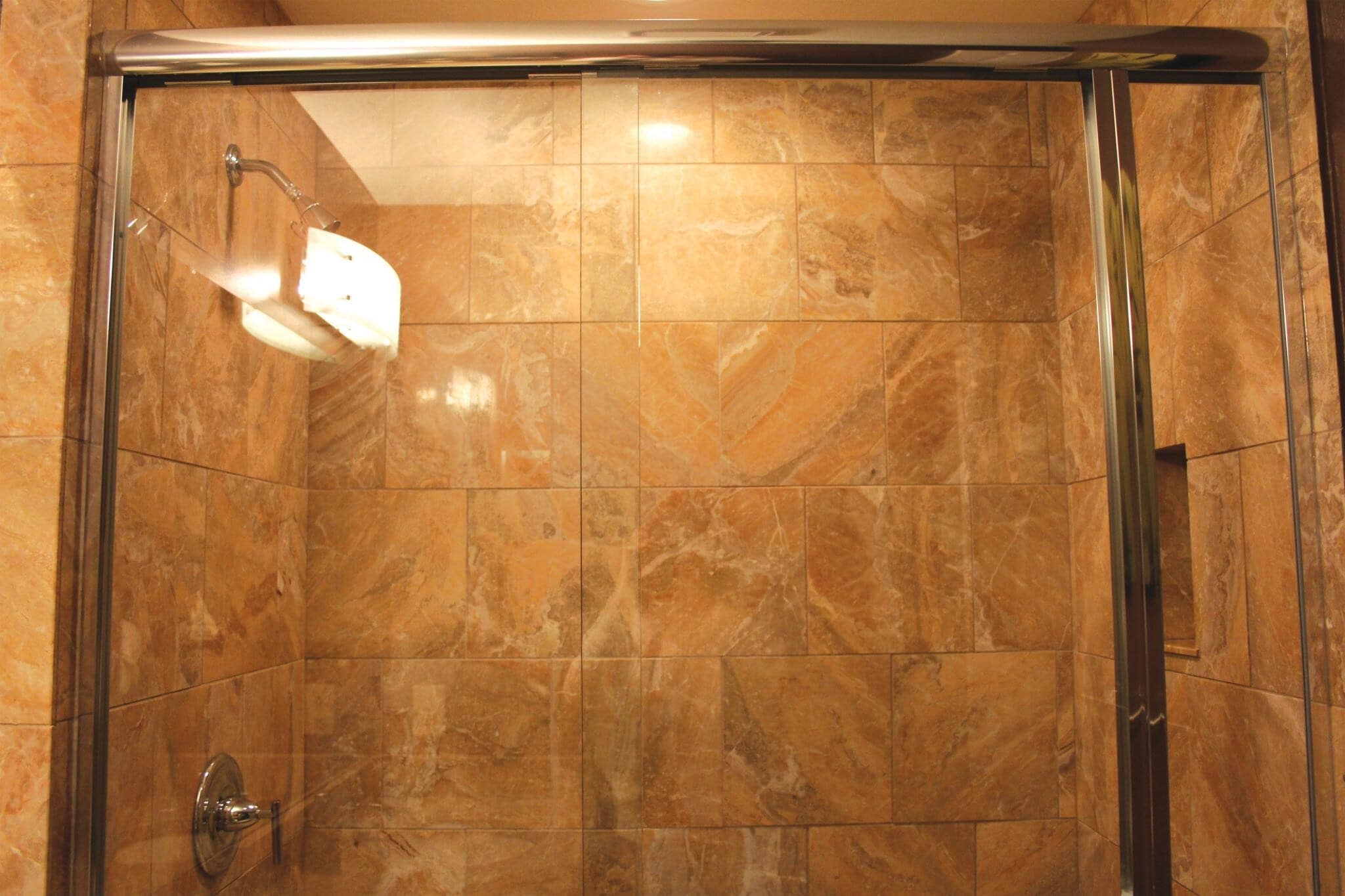 Shower - 903 Quail Meadows Ct