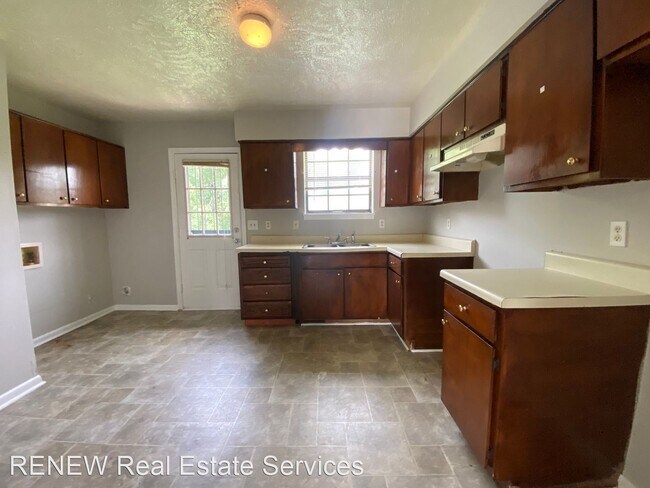 Building Photo - 2 br, 1 bath House - 3407 Moonlight Dr
