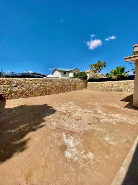 Building Photo - 2253 Tierra De Oro Way