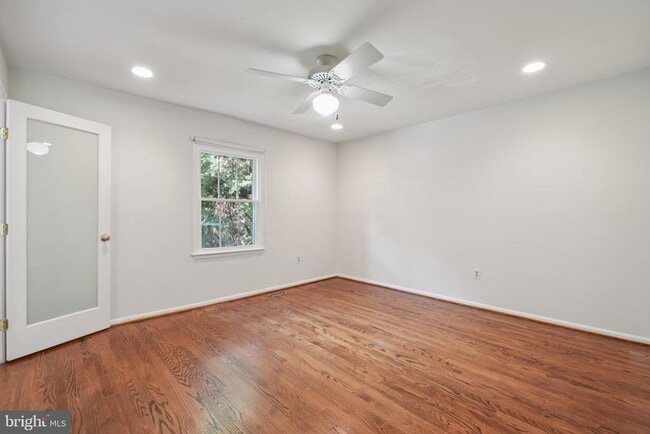 Building Photo - 7801 Byrds Nest Pass