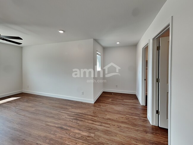 Building Photo - 9156 Liberty Cap Ct