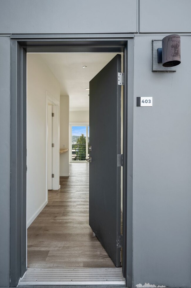 Interior Photo - Ship Street