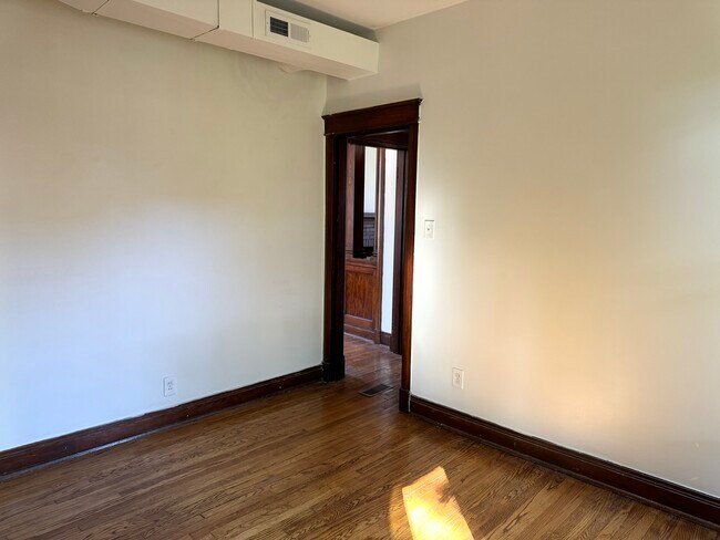 Building Photo - 2601 S Kingshighway Blvd