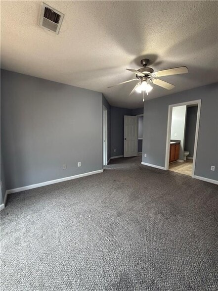 Building Photo - 549 Maggie Ln