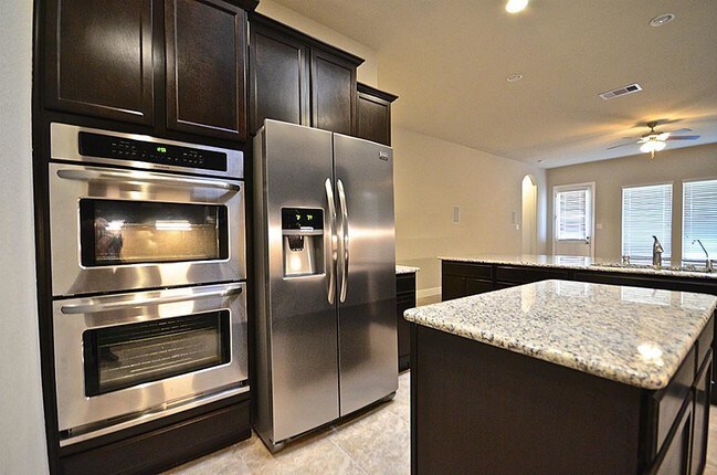 Building Photo - 4526 Wyatt Roland Wy