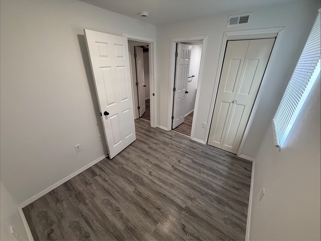 Building Photo - Seward Apartments