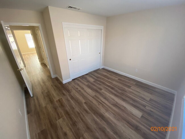 Building Photo - Sun City Summerlin 55+ Community