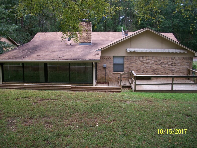 Building Photo - 206 Cedarcrest Dr