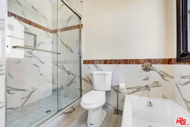 Building Photo - 1621 Franklin St