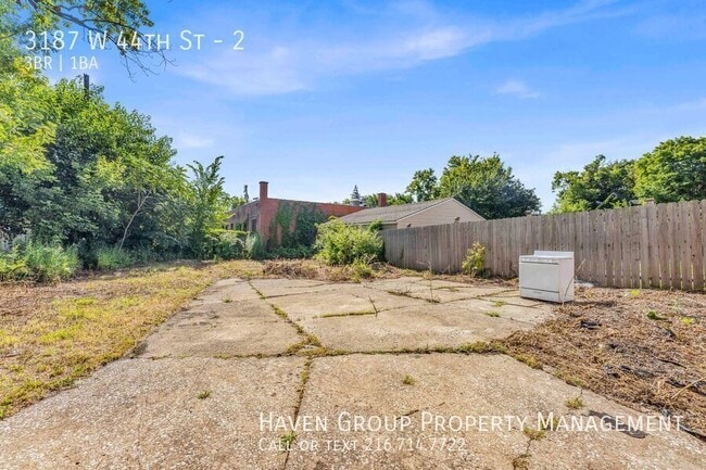 Building Photo - 3187 W 44th St