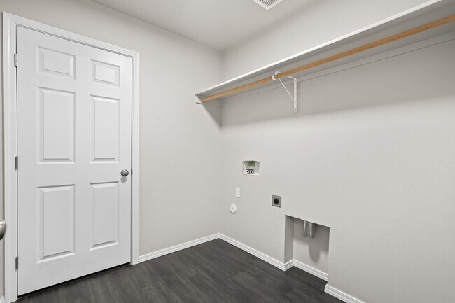 Building Photo - Gorgeous Single Level 4bd/2ba Kuna Home