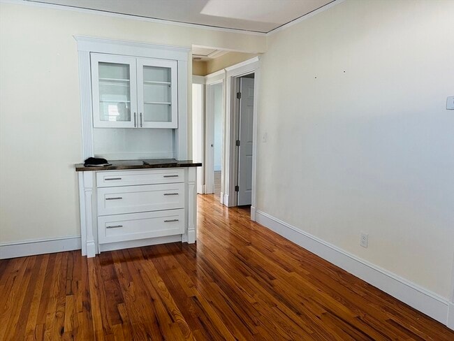 Building Photo - 128 Woodruff Ave