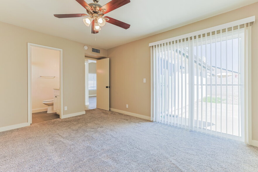 Building Photo - 1415 N Ironwood St