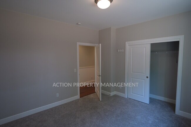 Building Photo - Beautiful 3 bed 2 bath home in Sequim