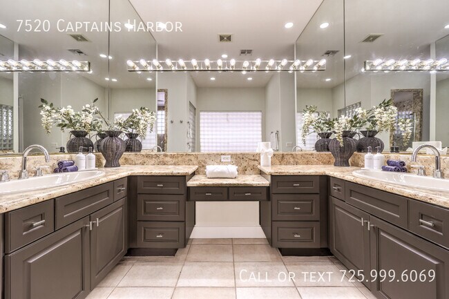 Building Photo - 7520 Captains Harbor Dr