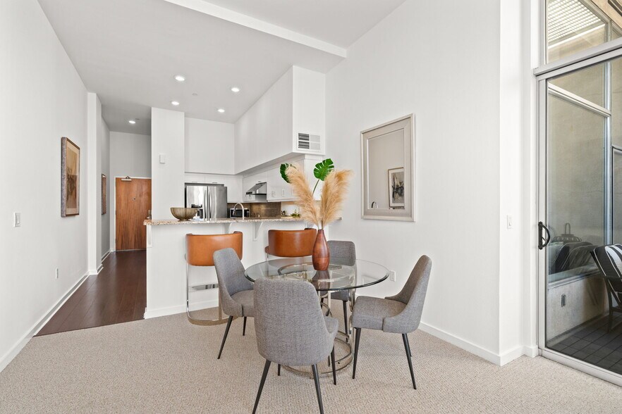 Building Photo - 630 Thomas L Berkley Way