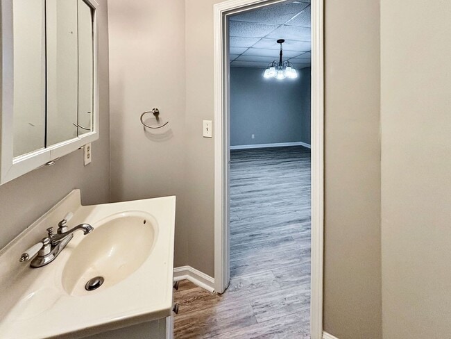 Building Photo - Beautiful 4 BR 3.5 BA Home in Marietta!