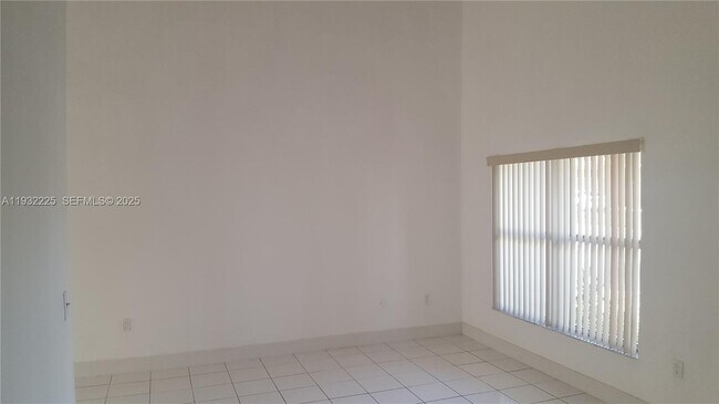 Building Photo - 11860 SW 92nd Ln