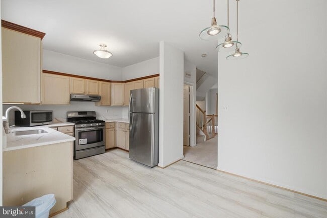 Building Photo - 2449 Clover Field Cir