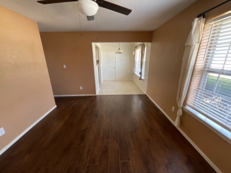 Building Photo - 4137 Beard Ave
