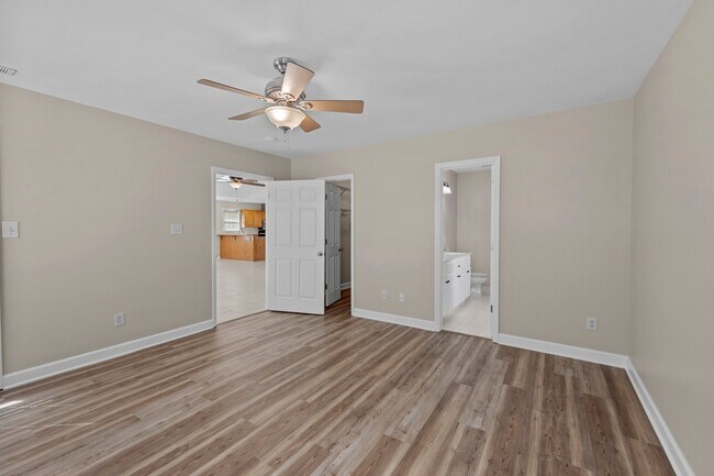 Building Photo - 100 Iverson Ln