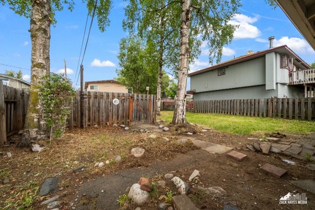 Building Photo - 4207 Hayes St