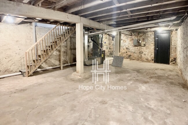 Building Photo - 4011 Norfolk Ave