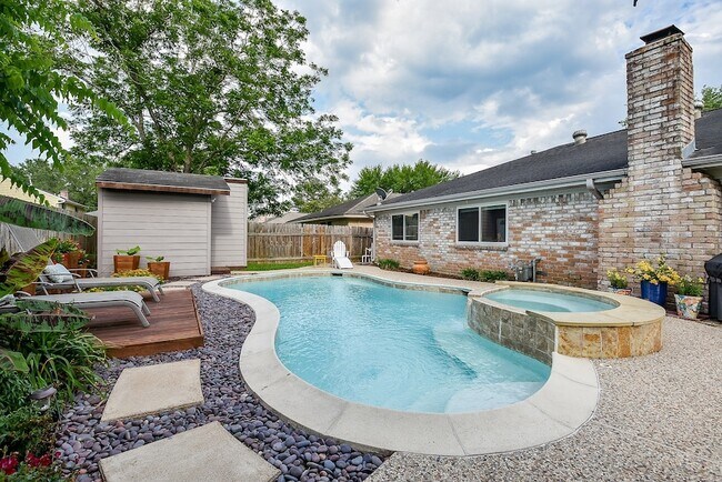 Building Photo - 1918 Quail Grove Ln