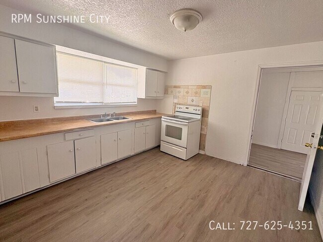 Building Photo - 3106 Orient Rd