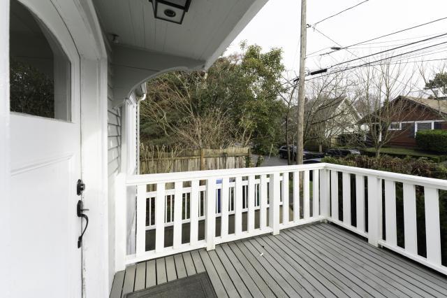 Building Photo - 4 bedroom in Seattle WA 98103