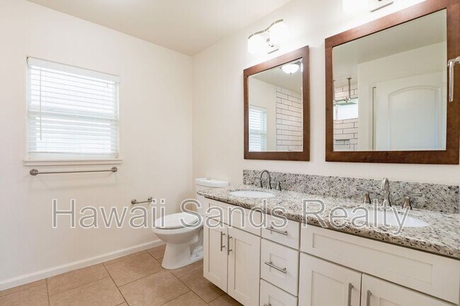 Building Photo - 84-575 Kili Dr 58