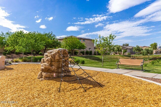 Building Photo - 13784 W Sarano Terrace