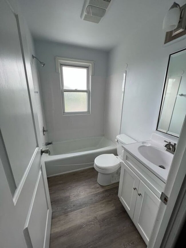 Building Photo - 3 Bedroom House Governor Mifflin Schools