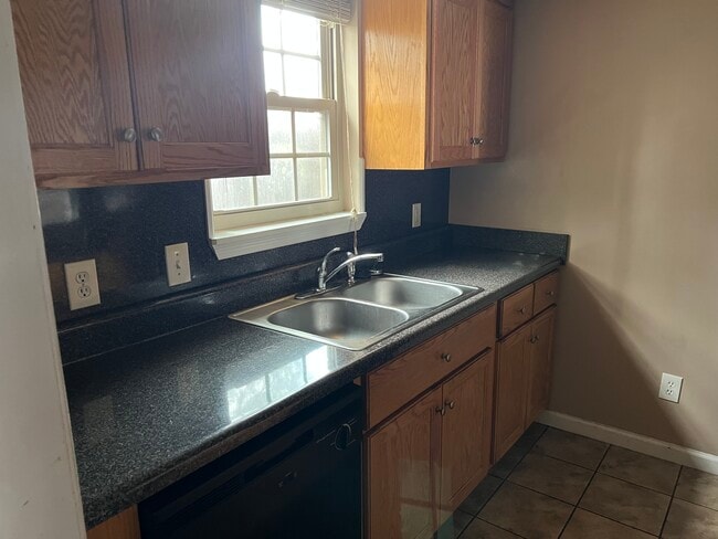 Building Photo - Walston Bridge Apartments