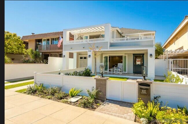 Primary Photo - 632 Glorietta Blvd