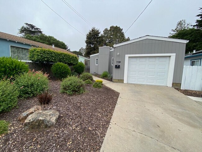 Building Photo - 739 Taylor St