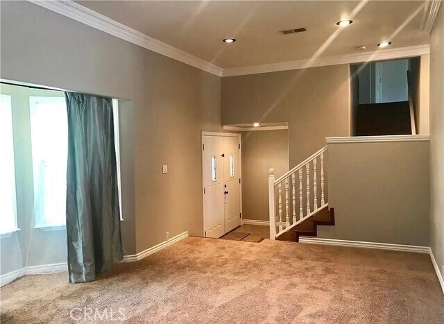 Building Photo - 1049 Evergreen Ct