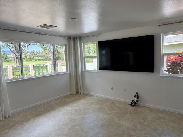 Building Photo - 91-1350 Kilipue St