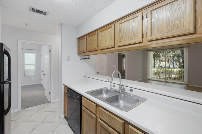 Building Photo - 200 Sandestin Ln