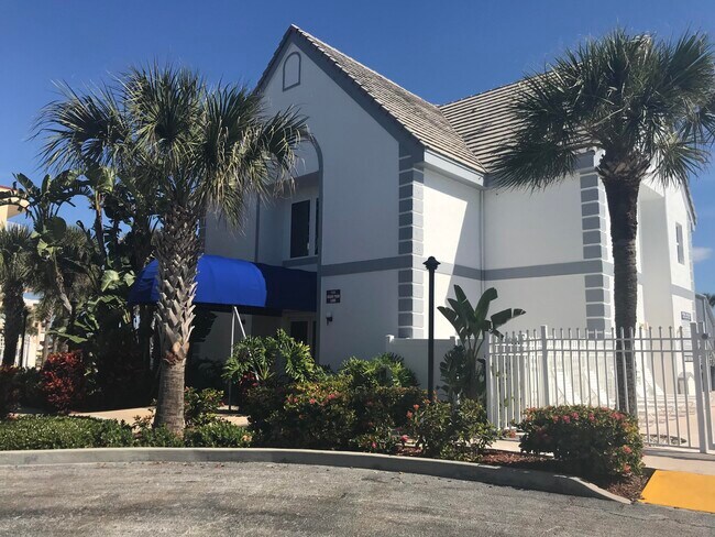 Building Photo - 625 Ocean Park Ln