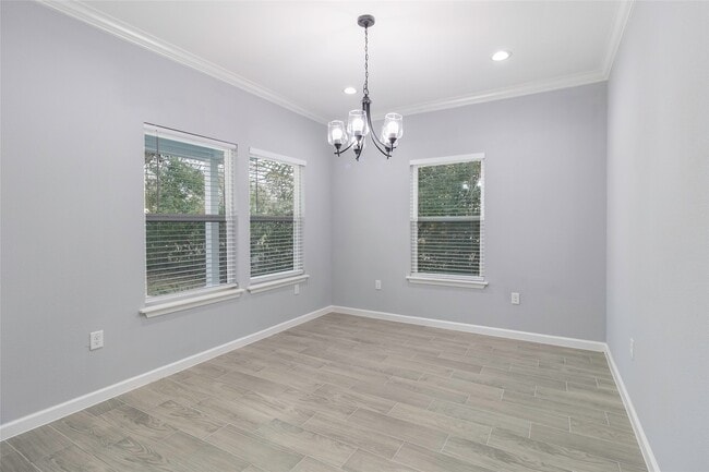 Building Photo - 510 Bluebonnet Dr